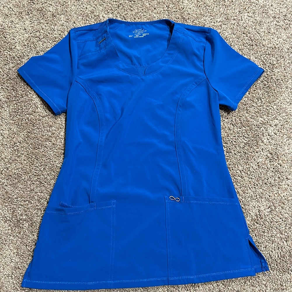 Cherokee infinity stretch scrub top